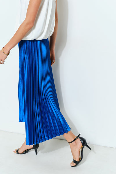 The Lucy Pleated Skirt (Blue)
